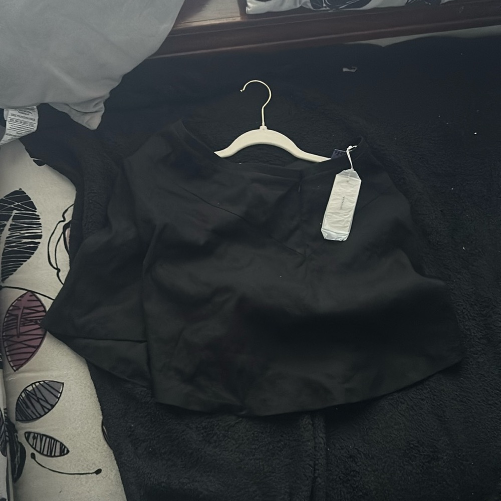 Vince all black skirt